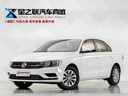 VOLKSWAGEN BORA 2016