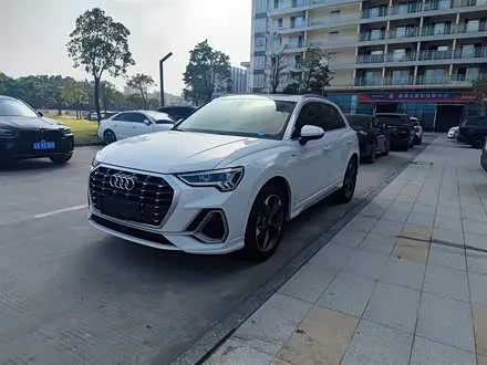 AUDI Q3 2019