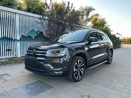 VOLKSWAGEN THARU 2022