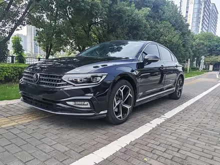 VOLKSWAGEN MAGOTAN 2023