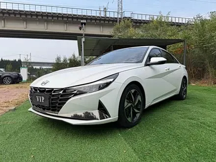 HYUNDAI ELANTRA 2022