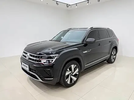 VOLKSWAGEN TERAMONT 2024