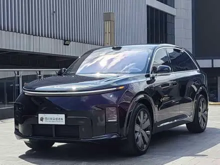 LI AUTO L8 2026