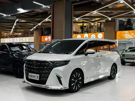 TOYOTA ALPHARD 2024