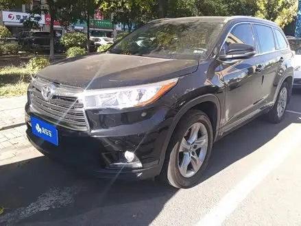 TOYOTA HIGHLANDER 2017