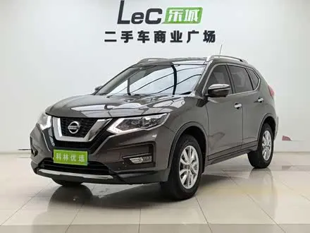 NISSAN X-TRAIL 2017