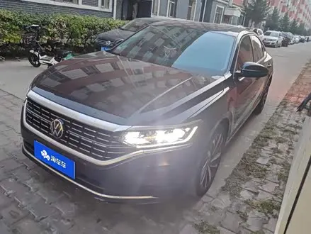 VOLKSWAGEN PASSAT 2023