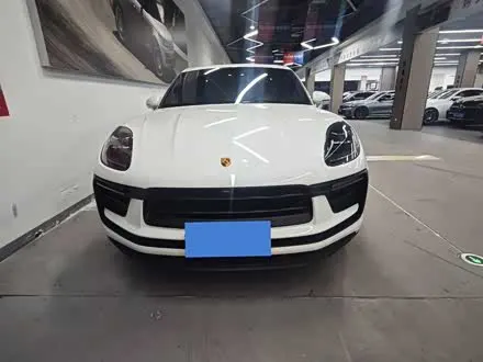 PORSCHE MACAN 2023
