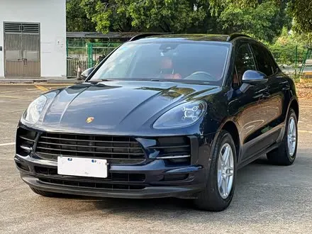 PORSCHE MACAN 2018