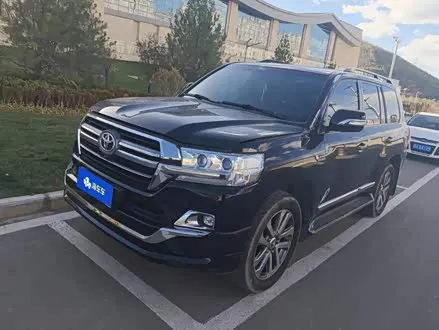 TOYOTA LAND CRUISER 2016