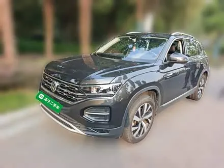 VOLKSWAGEN TAYRON 2021