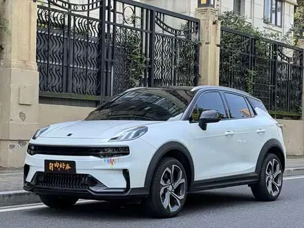 LYNK & CO 06 2023