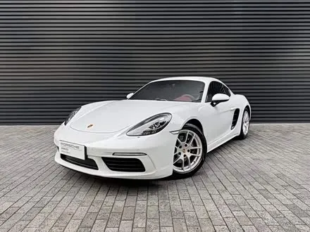 PORSCHE 718 2022