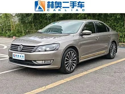 VOLKSWAGEN PASSAT 2015