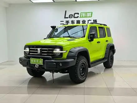 TANK 300 2022