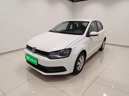 VOLKSWAGEN POLO 2016