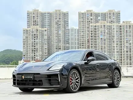 PORSCHE PANAMERA 2024