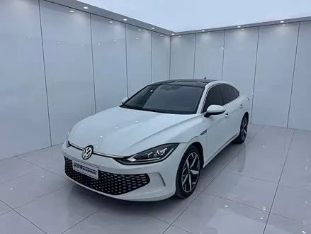 VOLKSWAGEN LAMANDO 2023