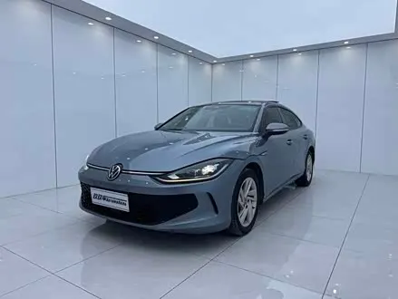 VOLKSWAGEN LAMANDO 2022