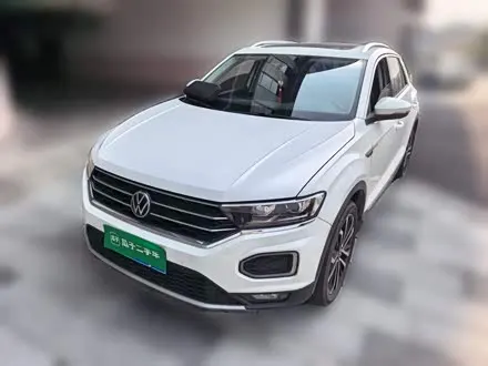 VOLKSWAGEN T-ROC 2022