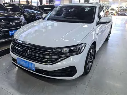 VOLKSWAGEN SAGITAR 2023