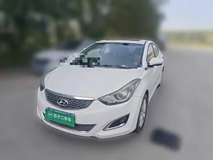 HYUNDAI ELANTRA 2016
