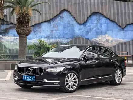 VOLVO S90 2020