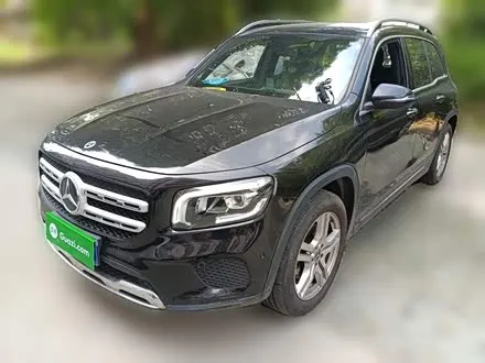 MERCEDES-BENZ GLB 2022