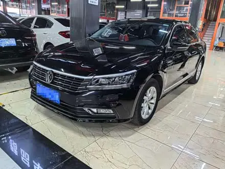 VOLKSWAGEN PASSAT 2015