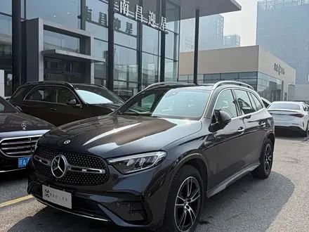 MERCEDES-BENZ GLC 2024