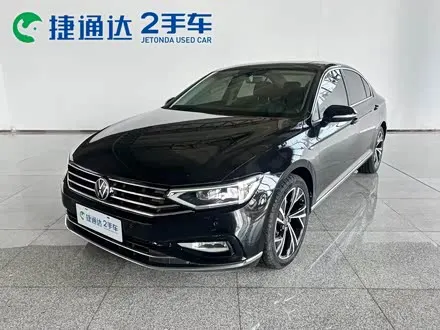 VOLKSWAGEN MAGOTAN 2020