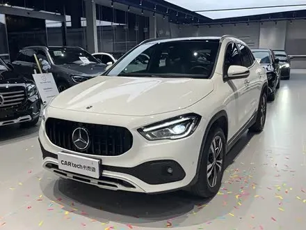 MERCEDES-BENZ GLA 2022