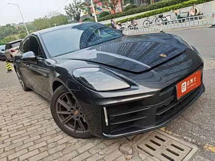 PORSCHE PANAMERA 2024
