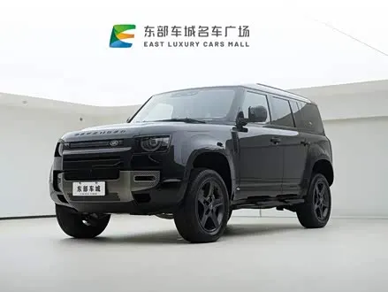 LAND ROVER DEFENDER 2023