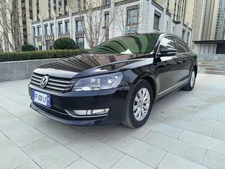VOLKSWAGEN PASSAT 2015