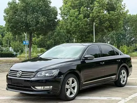 VOLKSWAGEN PASSAT 2015