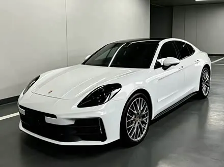 PORSCHE PANAMERA 2024