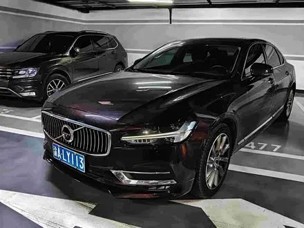 VOLVO S90 2020