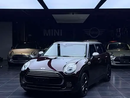 MINI CLUBMAN 2016