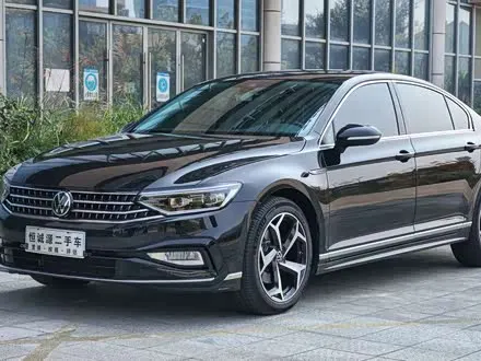 VOLKSWAGEN MAGOTAN 2023