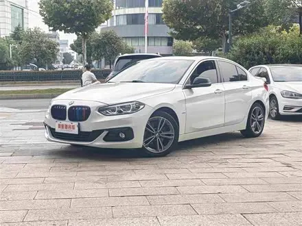 BMW 1 SERIES 2018