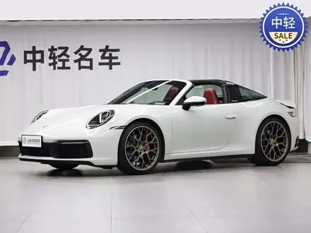 PORSCHE 911 2022