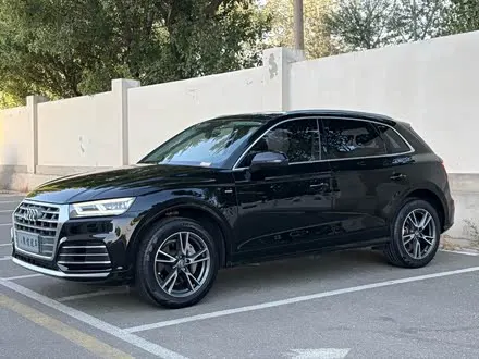 AUDI Q5L — из Китая под ключ