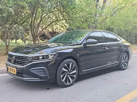VOLKSWAGEN PASSAT 2025