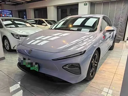 ROEWE D7 — из Китая под ключ