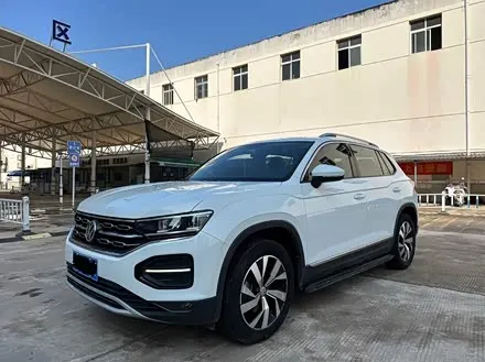 VOLKSWAGEN TAYRON — из Кореи под ключ