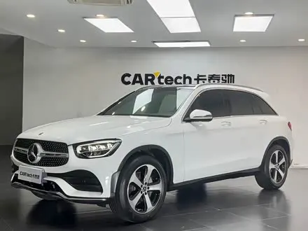 MERCEDES-BENZ GLC 2022