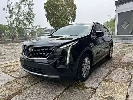 CADILLAC XT4 — из Китая под ключ