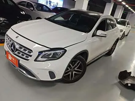 MERCEDES-BENZ GLA — из Кореи под ключ