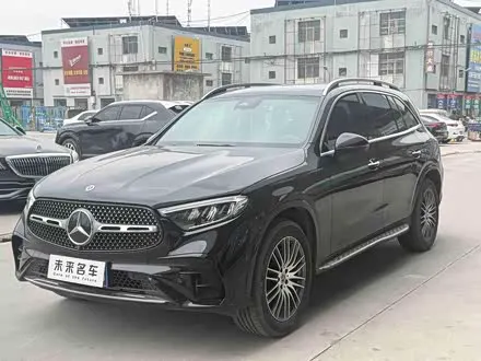 MERCEDES-BENZ GLC 2024